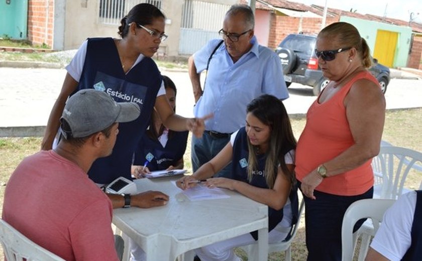 Ações de saúde e cidadania reúnem moradores do Eustáquio Gomes