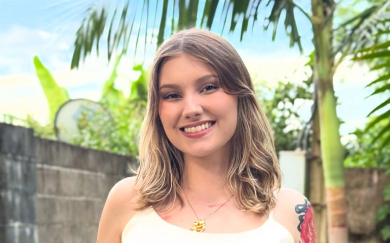 Isabel Veloso fala sobre amamentar enquanto luta contra câncer: 'Me preparei muito'