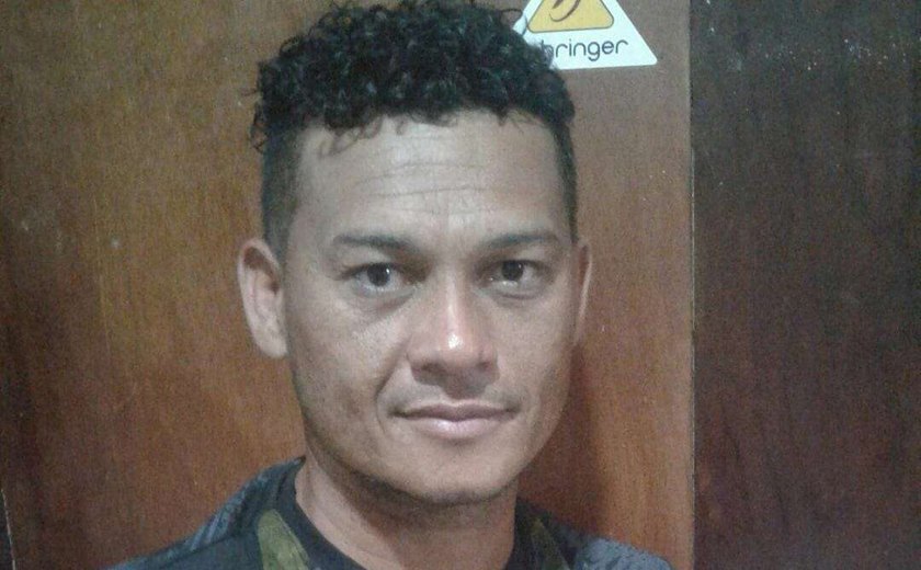 Morre em Recife o cantor palmeirense Sandro do Arrocha
