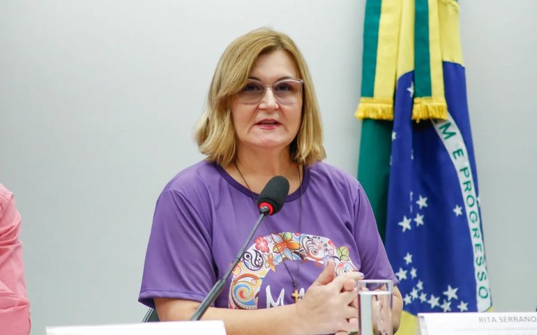 Todos nossos cargos são do presidente da República, diz Rita Serrano, da Caixa