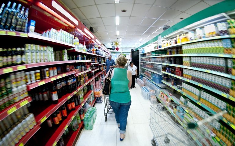 Consumo nos Lares Brasileiros cresce 4,24% de junho para julho