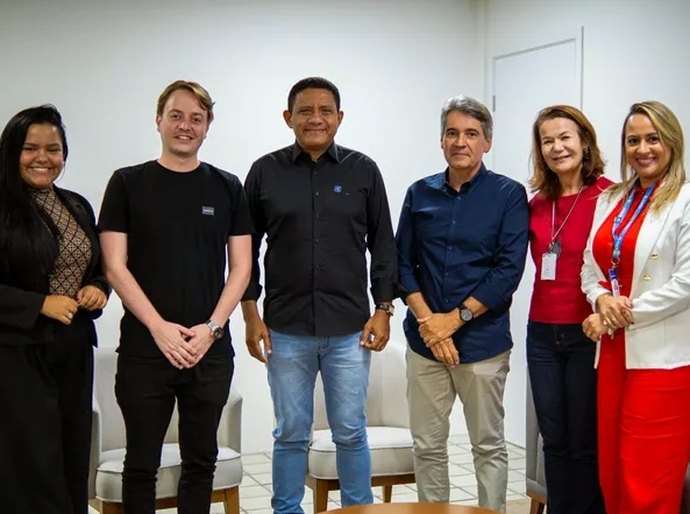 Governo e Sebrae discutem estratégias para ampliar oportunidades aos pequenos empreendedores