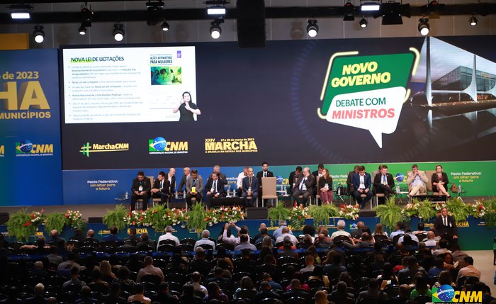 O novo modelo deveria ser implantado em abril de 2023, mas os gestores públicos ganharam mais tempo para se adaptarem às novas regras