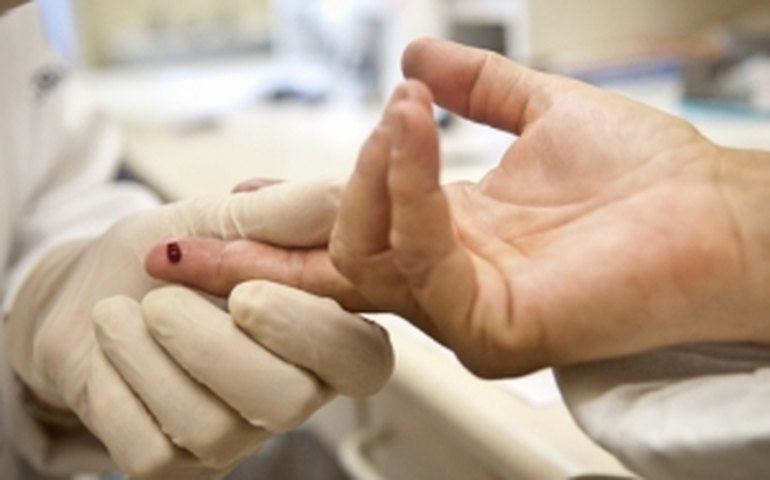 Teste rápido de HIV deve ser vendido nas farmácias a partir de fevereiro