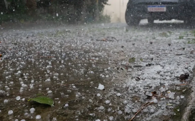 Inmet emite alerta de tempestade com granizo para SP e demais Estados; veja onde
