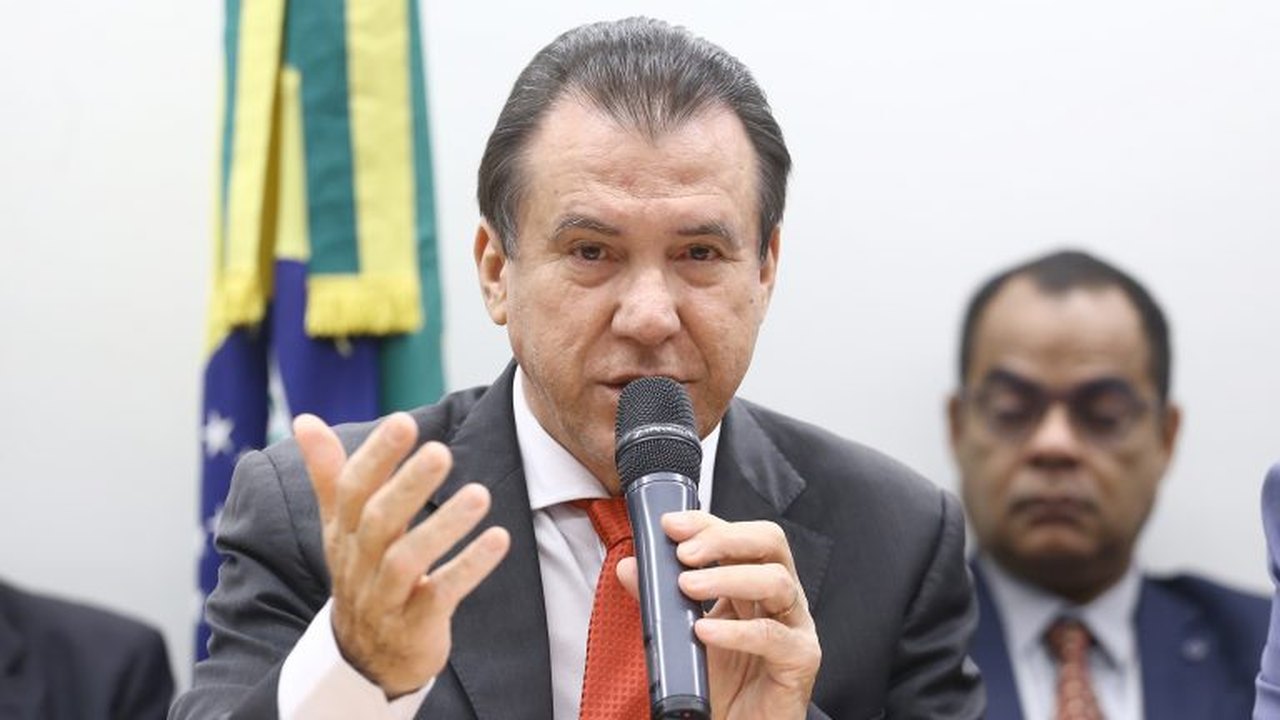Marinho defende renovação no Congresso: 'É preciso escolher diferente para avançar'