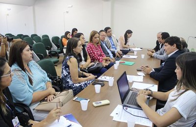 Cosems discute situação de pacientes com glaucoma na Defensoria Pública 
