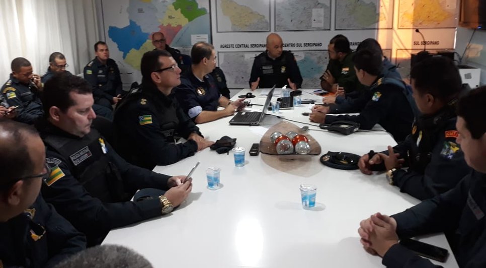 Reunião operação de emergência caminhoneiros / Foto: PM
