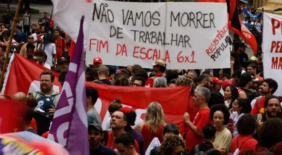 Fim da escala 6x1 é reinvidicação de sindicatos de trabalhadores