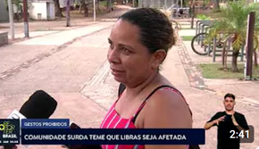 Comunidade surda teme que libras seja afetada por gestos proibidos