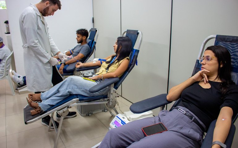 Juceal e Hemoal promovem dia de doação de sangue com servidores