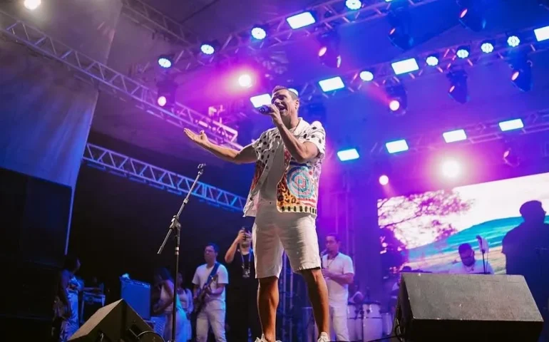 Lendário do axé, Sergynho Pimenta tem agenda de verão movimentada com shows em três estados