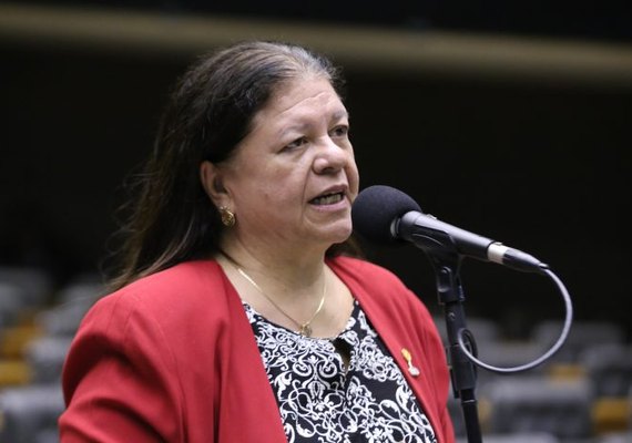 Comissão aprova criação de fundação para capacitar enfermeiros