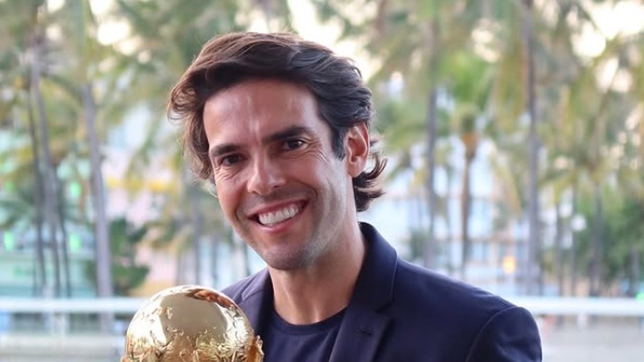 Kaká pede reformulação no futebol brasileiro e cita exemplos de Espanha, França e Marrocos