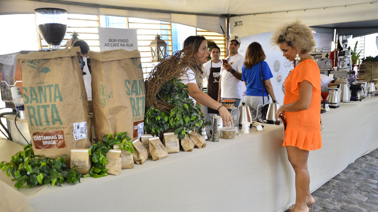 Balanço positivo das ações do Food Experience em Alagoas com food trucks e cafeterias
