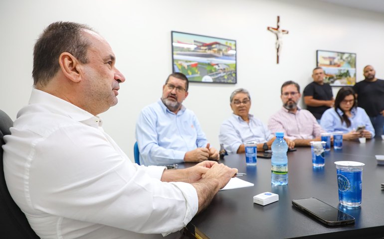 Prefeitura de Arapiraca e Acesa anunciam curral de gado, leilão e cavalgada na festa da padroeira