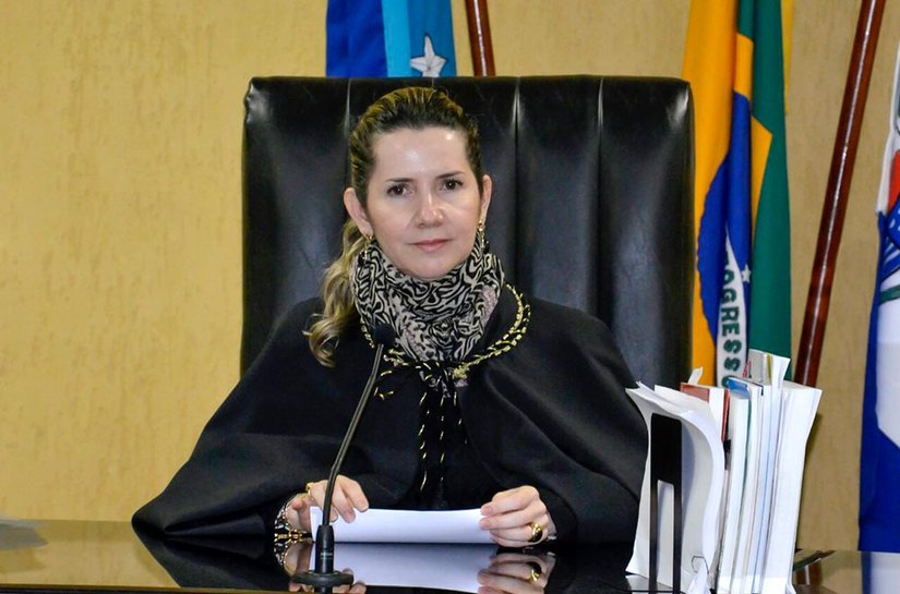 TCE/AL: Rosa Albuquerque toma posse oficialmente na presidência nesta quinta