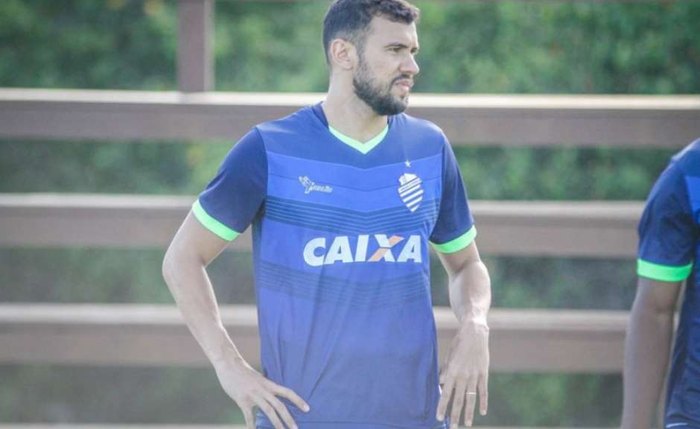 Novo contrato do defensor Azulino tem duração até o fim de 2020