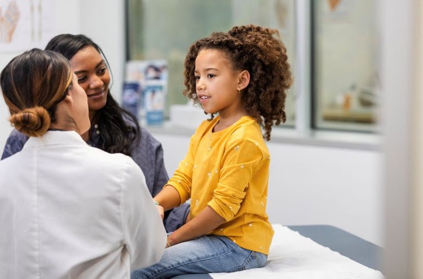 Nova apresentação de tratamento para hepatite C crônica para crianças é incorporada ao SUS