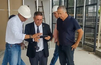 PGJ Márcio Roberto visita obras das futuras instalações do MPAL em Palmeira dos Índios