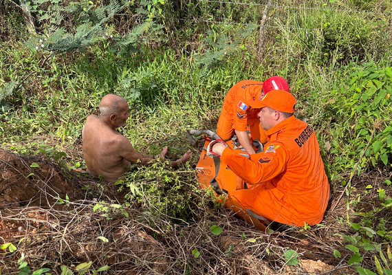 Idoso de 87 anos cai de ribanceira em São Miguel dos Campos
