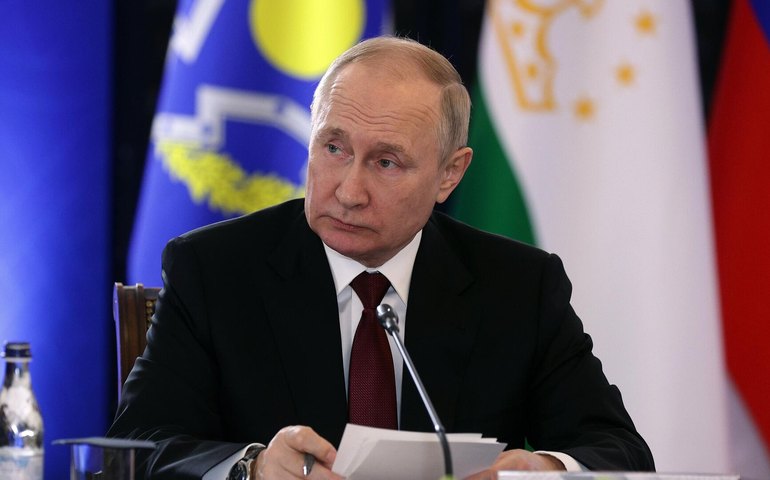Putin anuncia extensão de limites nucleares por mais um ano e pede reciprocidade dos EUA