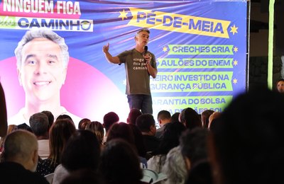 Deputado Rafael Brito inaugura comitê ouvindo servidores da educação