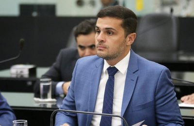 Aprovada indicação do deputado Alexandre Ayres, solicitando implementação de Centros de Hemodiálise