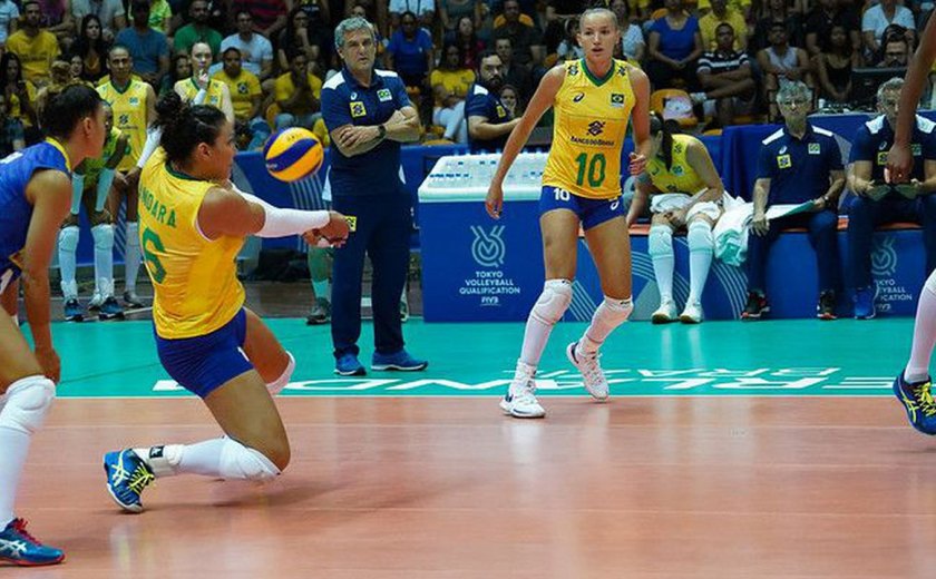 De virada, Brasil vence a Argentina e segue invicto no Sul-Americano de vôlei