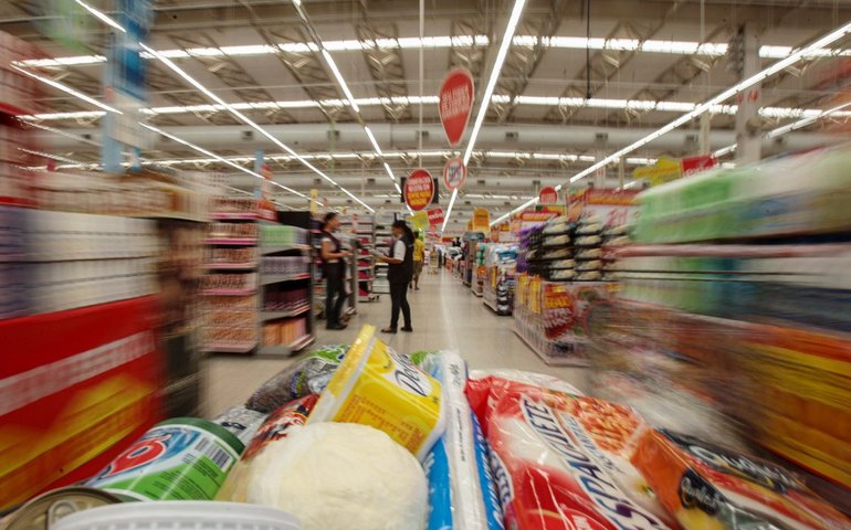 Consumo de alimentos pelas famílias cresce 1,5%, diz Abras
