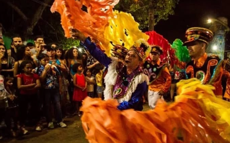 Olinda recebe auto natalino de grupos de Cavalo Marinho