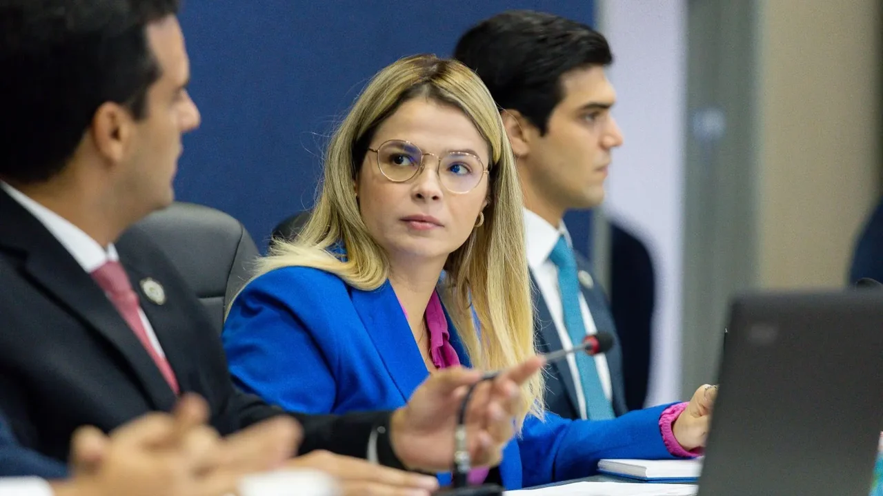Vereadora ‘abre a boca’ para dizer o que a Câmara de Maceió tem em comum com JHC no Caso Braskem