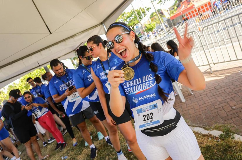 Corrida dos Servidores de Alagoas 2025 reúne mais de 800 participantes na orla da capital