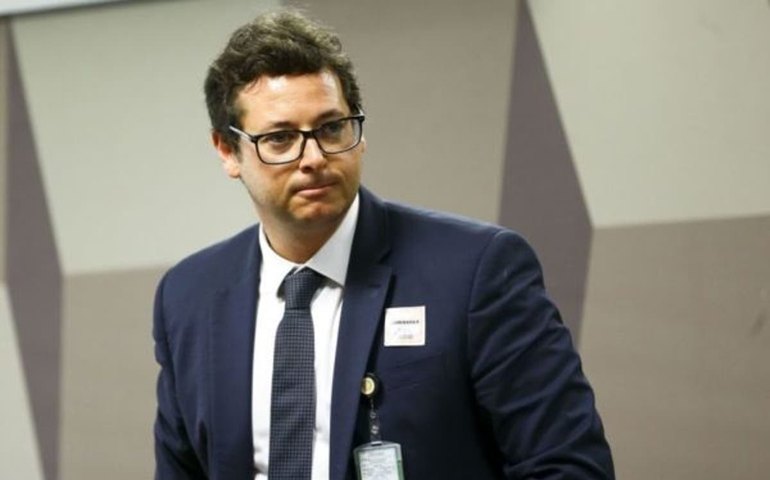 Wajngarten reage a assalto e corre armado atrás de suspeito em SP