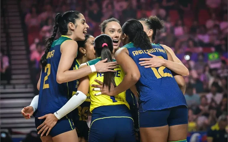 Gabi promete agressividade da seleção feminina de vôlei diante da Turquia na Liga das Nações