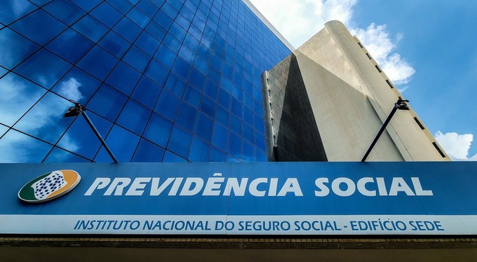 INSS / Foto: Foto: Rafa Neddermeyer/Agência Brasil