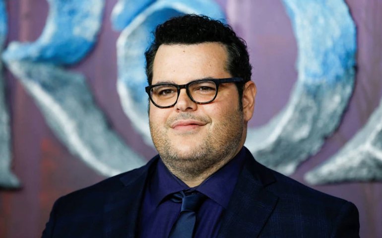 Ator de ‘A Bela e a Fera’ diz que Disney ‘não fez justiça’ a personagem gay