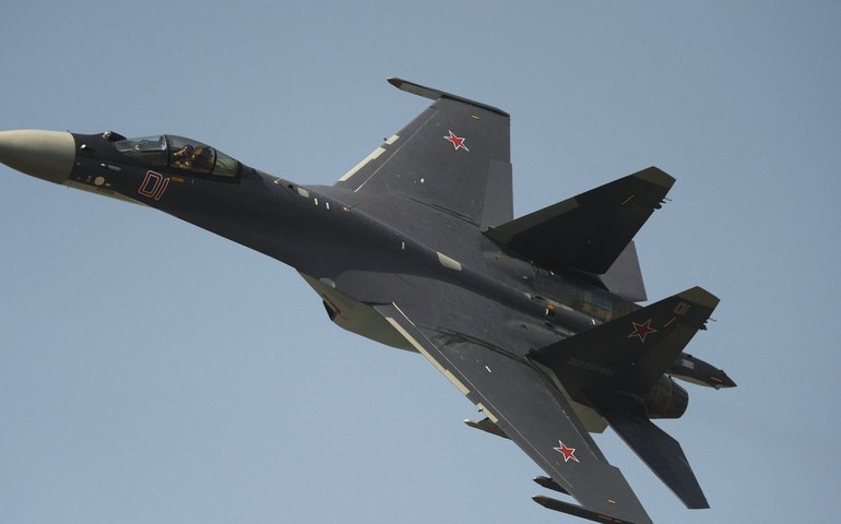 Defesa aérea russa abate quase 60 drones que se aproximavam de Moscou