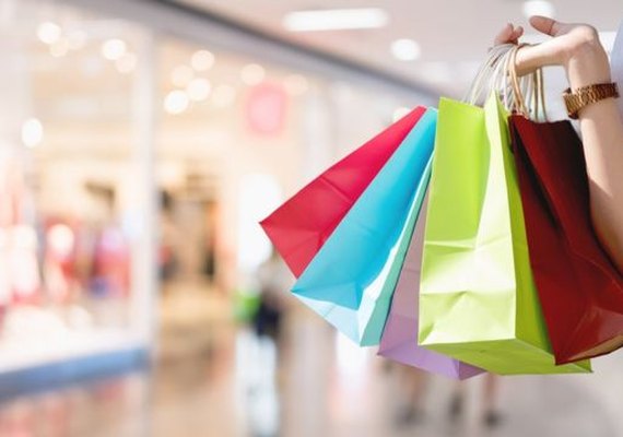 Índice de confiança do consumidor na zona do euro cai ao menor nível histórico