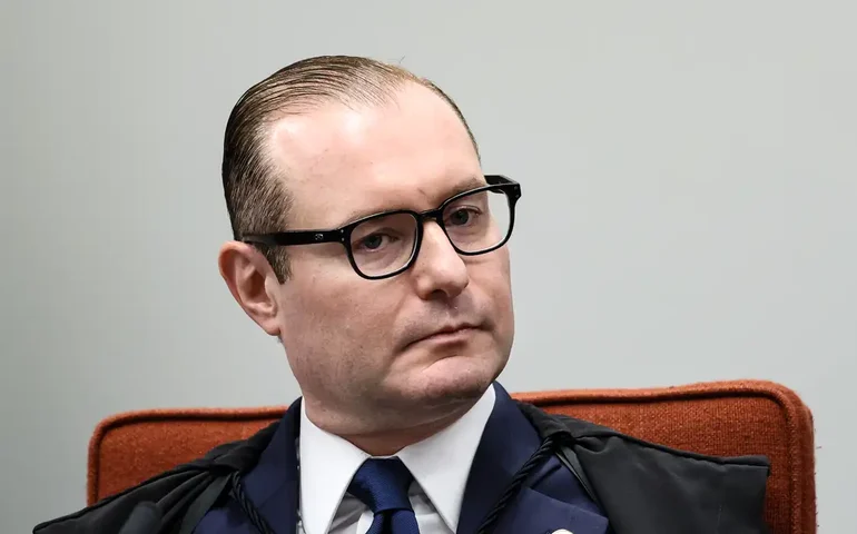 Zanin será novo relator de pedido de criação da CPI do Banco Master