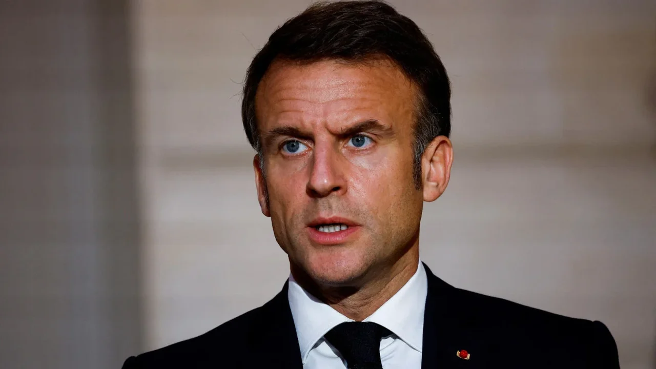 Em discurso na Alemanha, Macron apela por Europa forte e soberana, visando Rússia