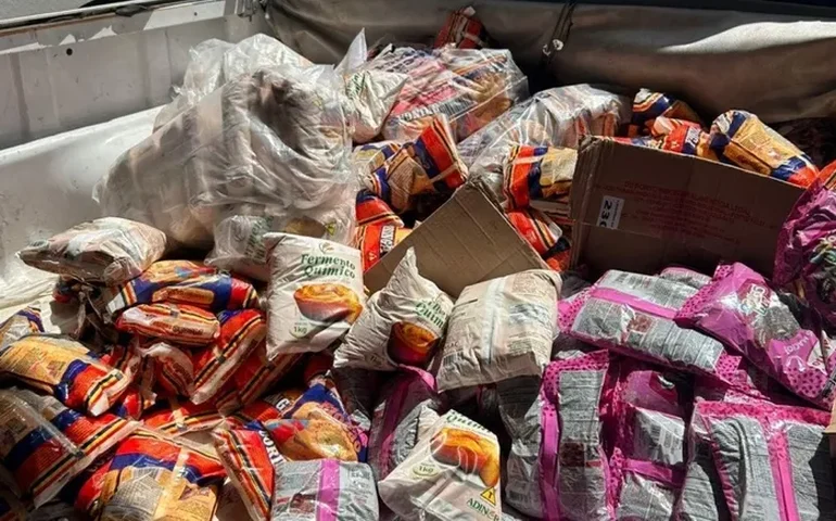 Vigilância Sanitária apreende 580 kg de alimentos impróprios após denúncia no Jacintinho