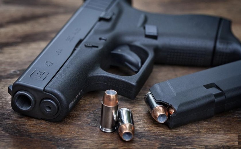 Dupla é presa com munições de uso restrito e drogas após denúncia sobre possível homicídio em São José da Laje