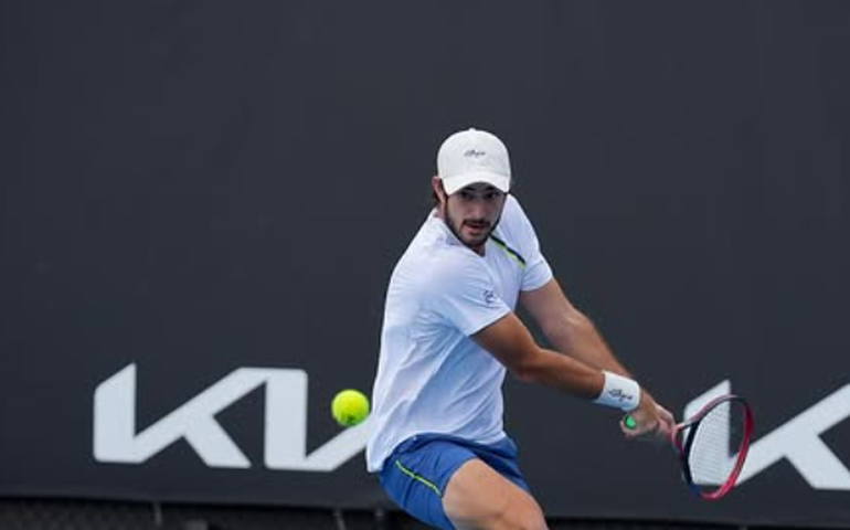 Heide leva virada e Meligeni cai em jogo adiado pela falta de energia no ATP 250 de Santiago