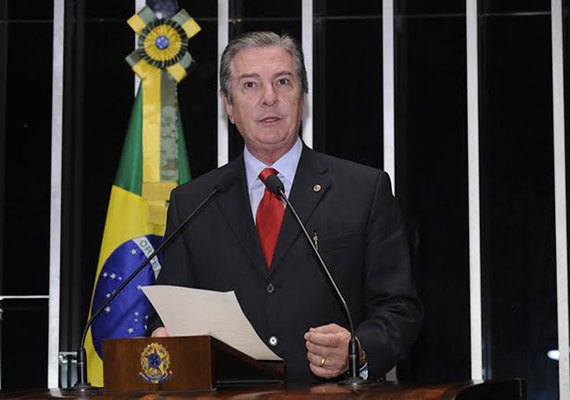 Collor cobra ações para o Nordeste e diz que governo deve se reinventar