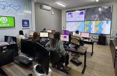 Instabilidade avança do oceano e traz chuva para Alagoas