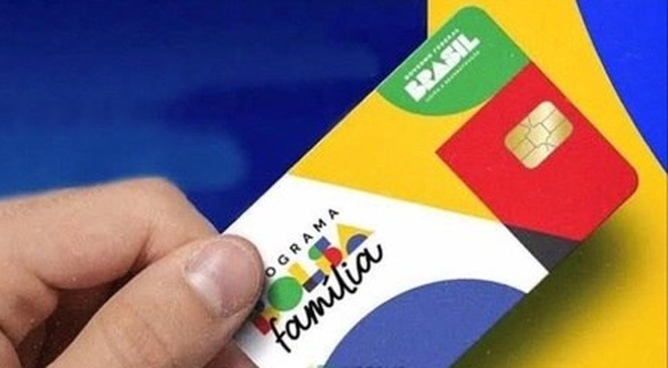 Bolsa Família revisa cadastro de cinco milhões de pessoas e suspende benefícios; saiba quem é afetado