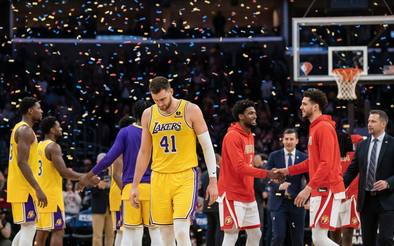 Lakers sofrem derrota para o Detroit Pistons no aniversário de 41 anos de LeBron James