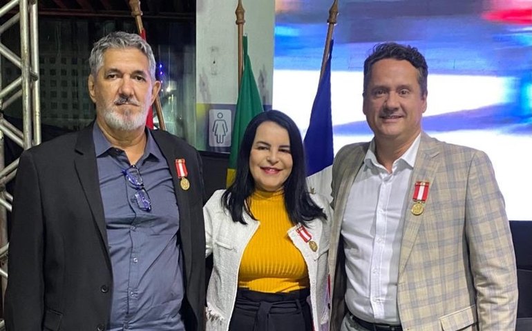Integrantes da Polícia Científica de Alagoas são homenageados pelo Corpo de Bombeiros