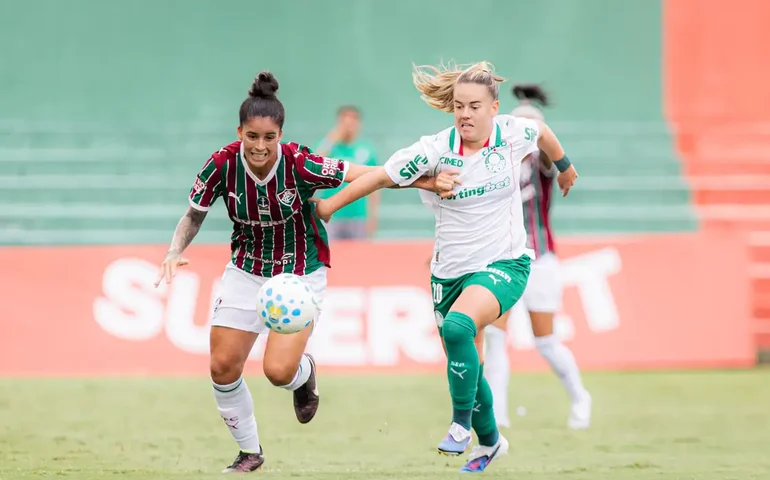 Palmeiras vence Fluminense de virada no Luso Brasileiro